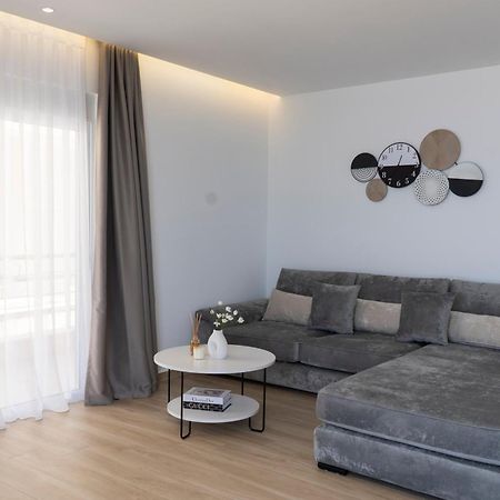 סרנדה Mateo Apartments מראה חיצוני תמונה