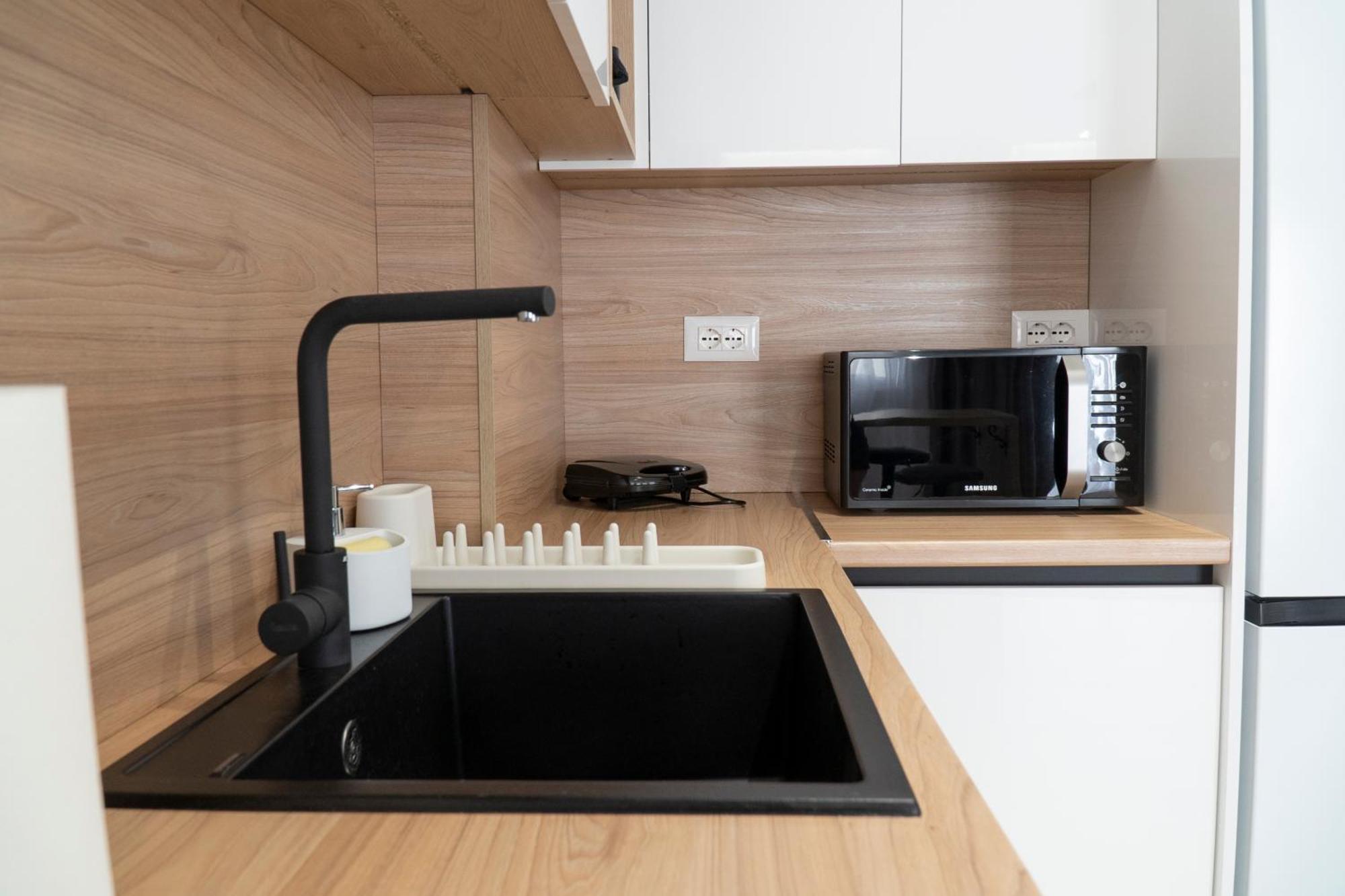 סרנדה Mateo Apartments מראה חיצוני תמונה
