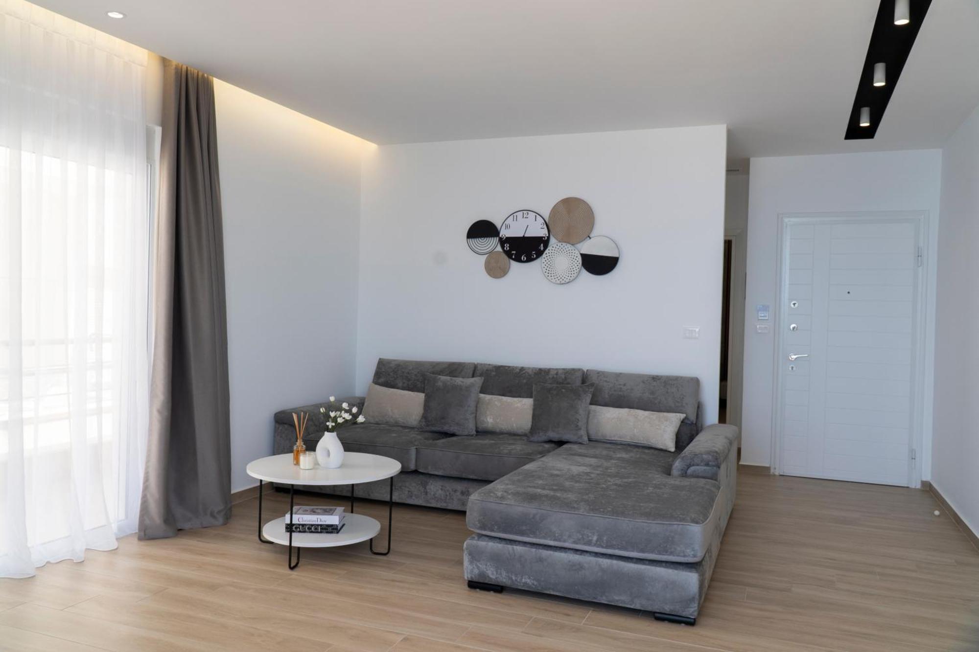 סרנדה Mateo Apartments מראה חיצוני תמונה