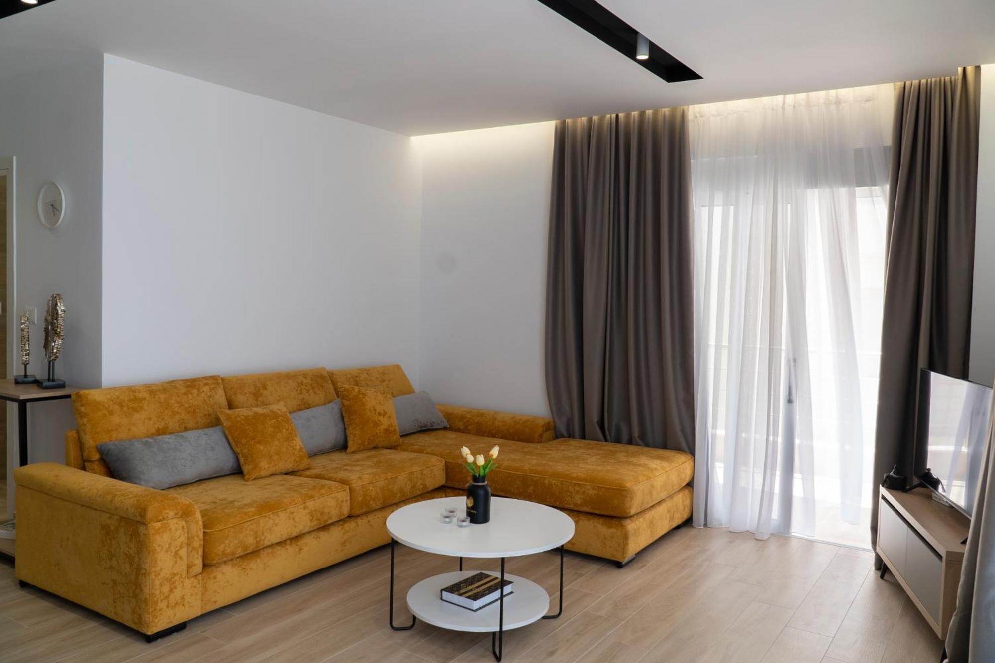 סרנדה Mateo Apartments מראה חיצוני תמונה