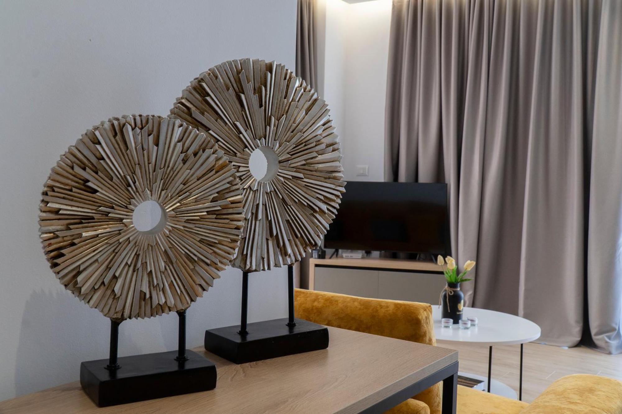סרנדה Mateo Apartments מראה חיצוני תמונה
